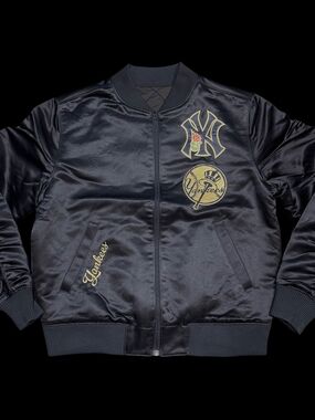 New Era G3 Women's Yankees Jacket